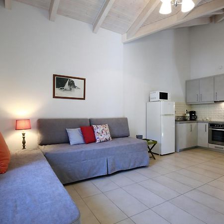 Wild Sea Apartments Ayios Nikitas Ngoại thất bức ảnh
