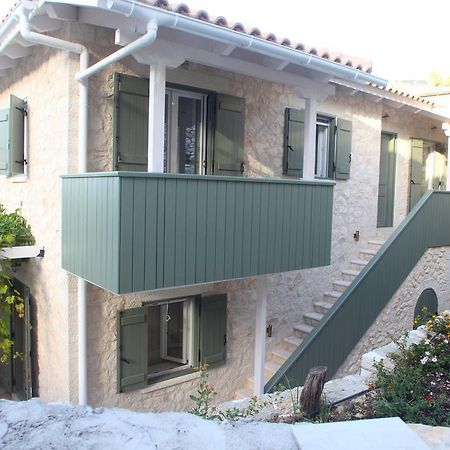 Wild Sea Apartments Ayios Nikitas Ngoại thất bức ảnh