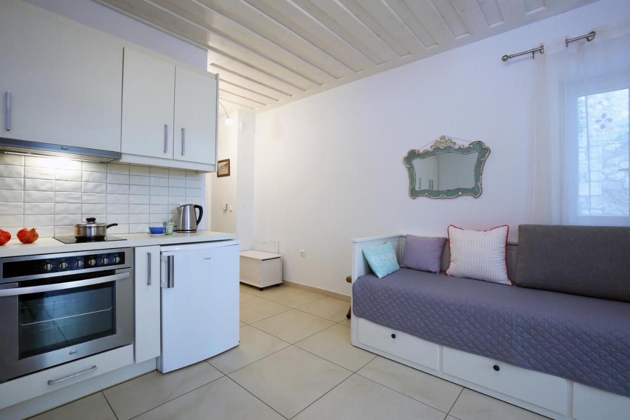 Wild Sea Apartments Ayios Nikitas Ngoại thất bức ảnh